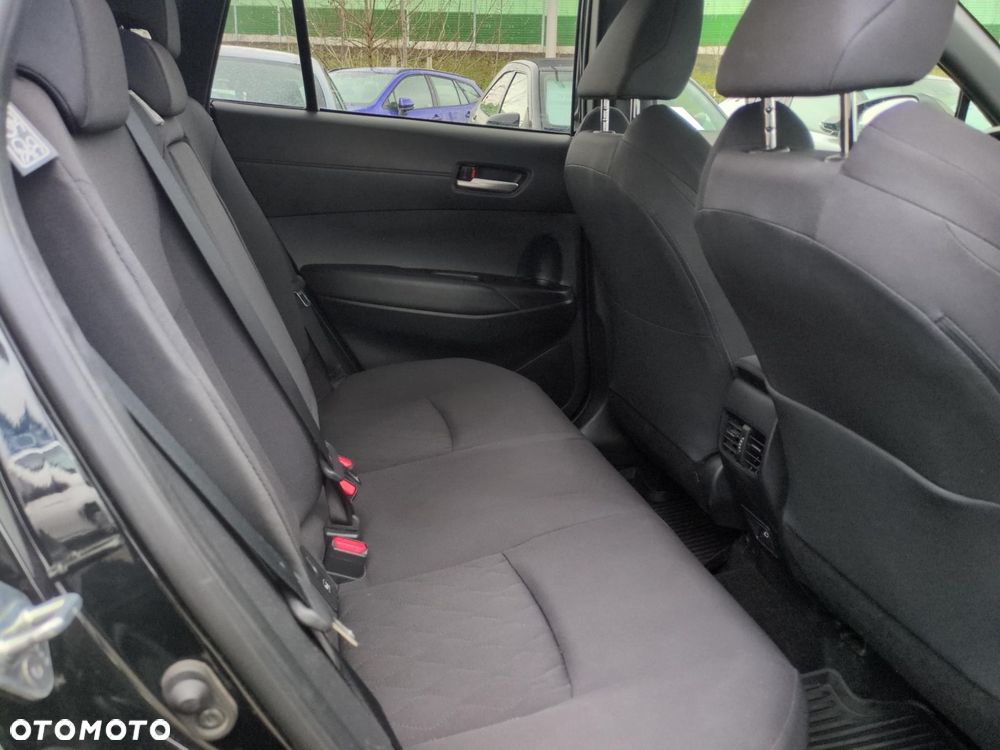 Toyota Corolla Cross - 10