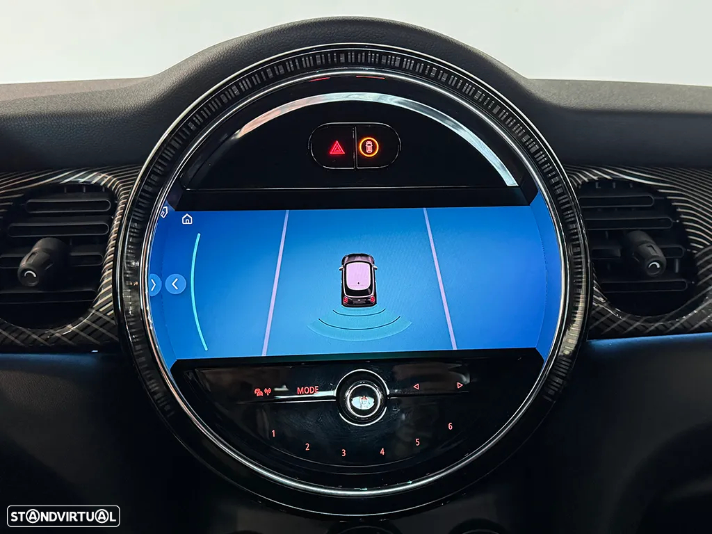 MINI 3 Portas Cooper SE Resolute Edition - 13
