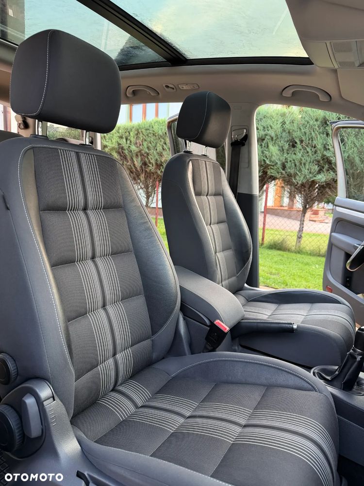 Volkswagen Touran 1.6 TDI DPF MATCH - 6