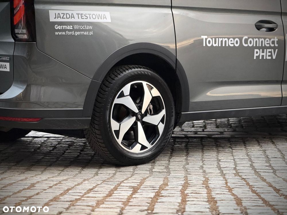 Ford Tourneo Connect Grand - 12