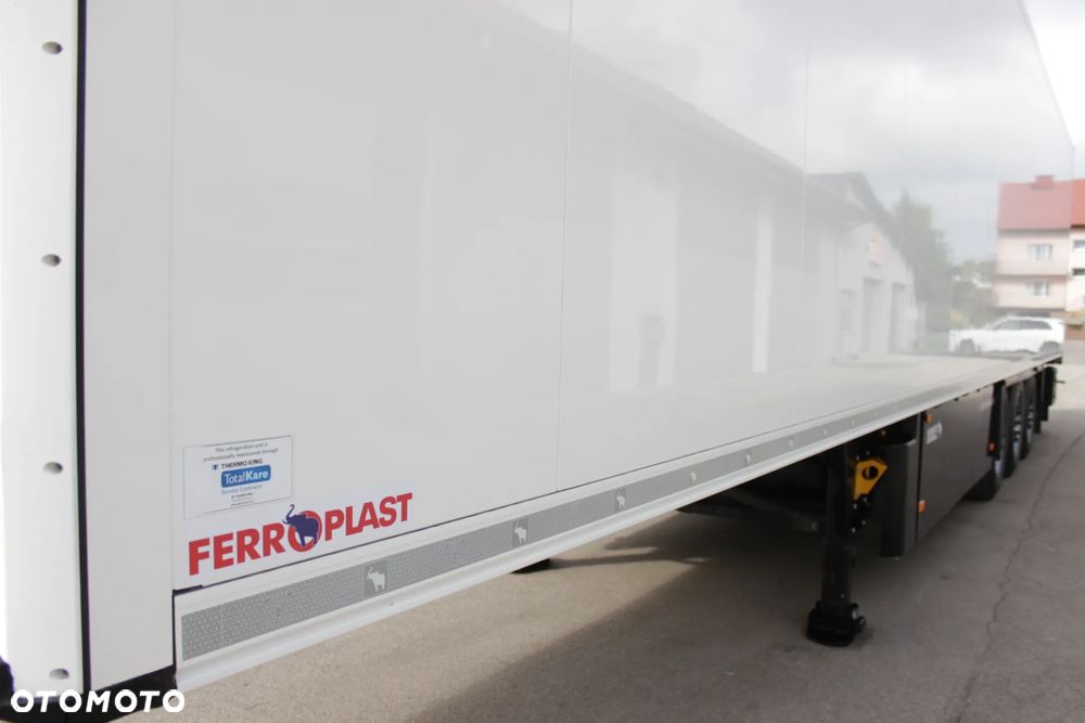 Schmitz Cargobull FP 60 V7 Thermo King SLXi 300 / JAK NOWA / ŚCIANA 7 CM / - 11
