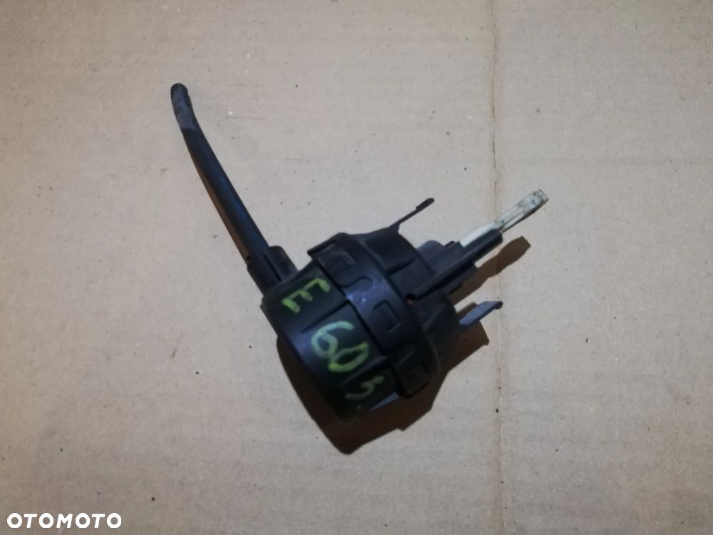POMPKA SILNICZEK GRUSZKA ŻALUZJI BMW 5 E60 E61 7190662