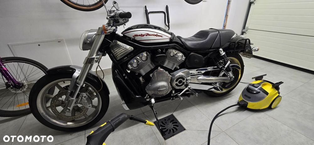 Harley-Davidson V-Rod Street Rod - 18