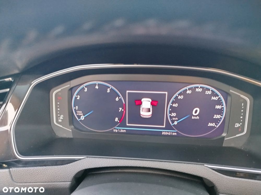 Volkswagen Passat 2.0 TSI Business DSG - 26