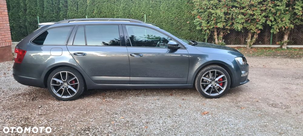Skoda Octavia 2.0 TDI RS DSG - 6
