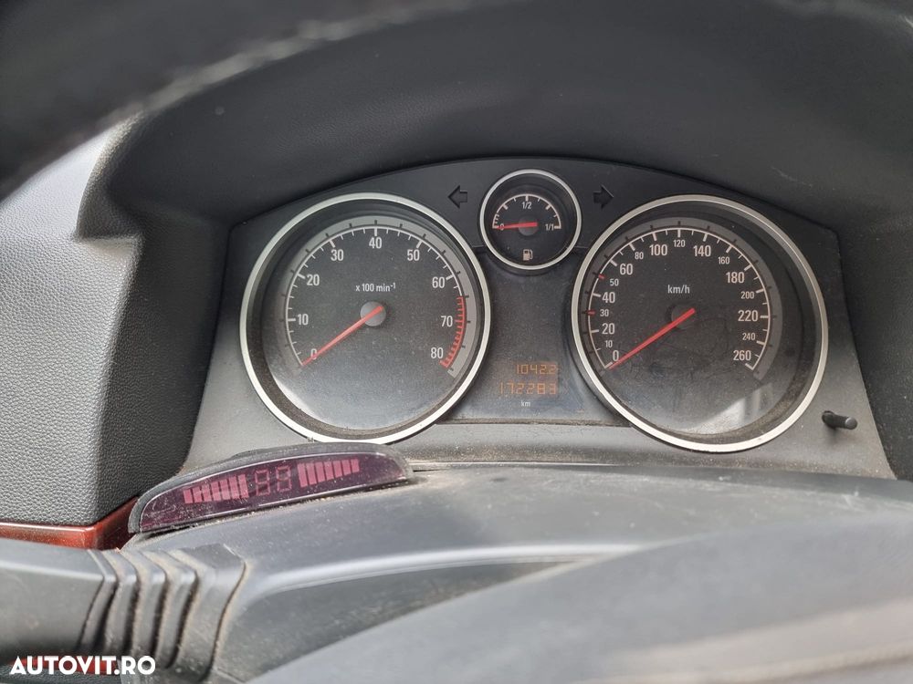 Opel Astra Classic 1.4i - 5