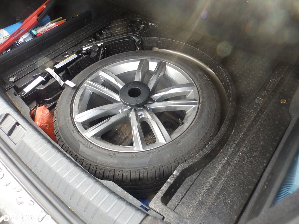Volkswagen Passat - 3