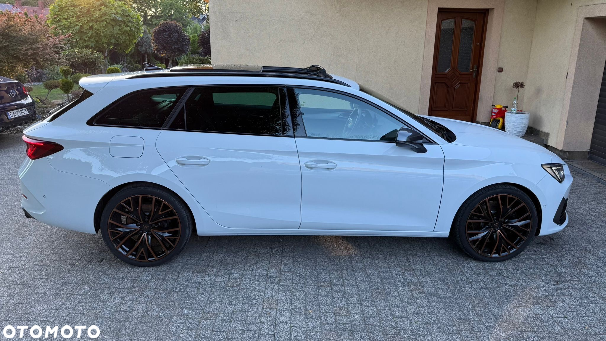 Cupra Leon 2.0 TSI 4Drive VZ DSG - 7