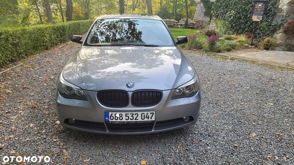 BMW Seria 5 520i - 2
