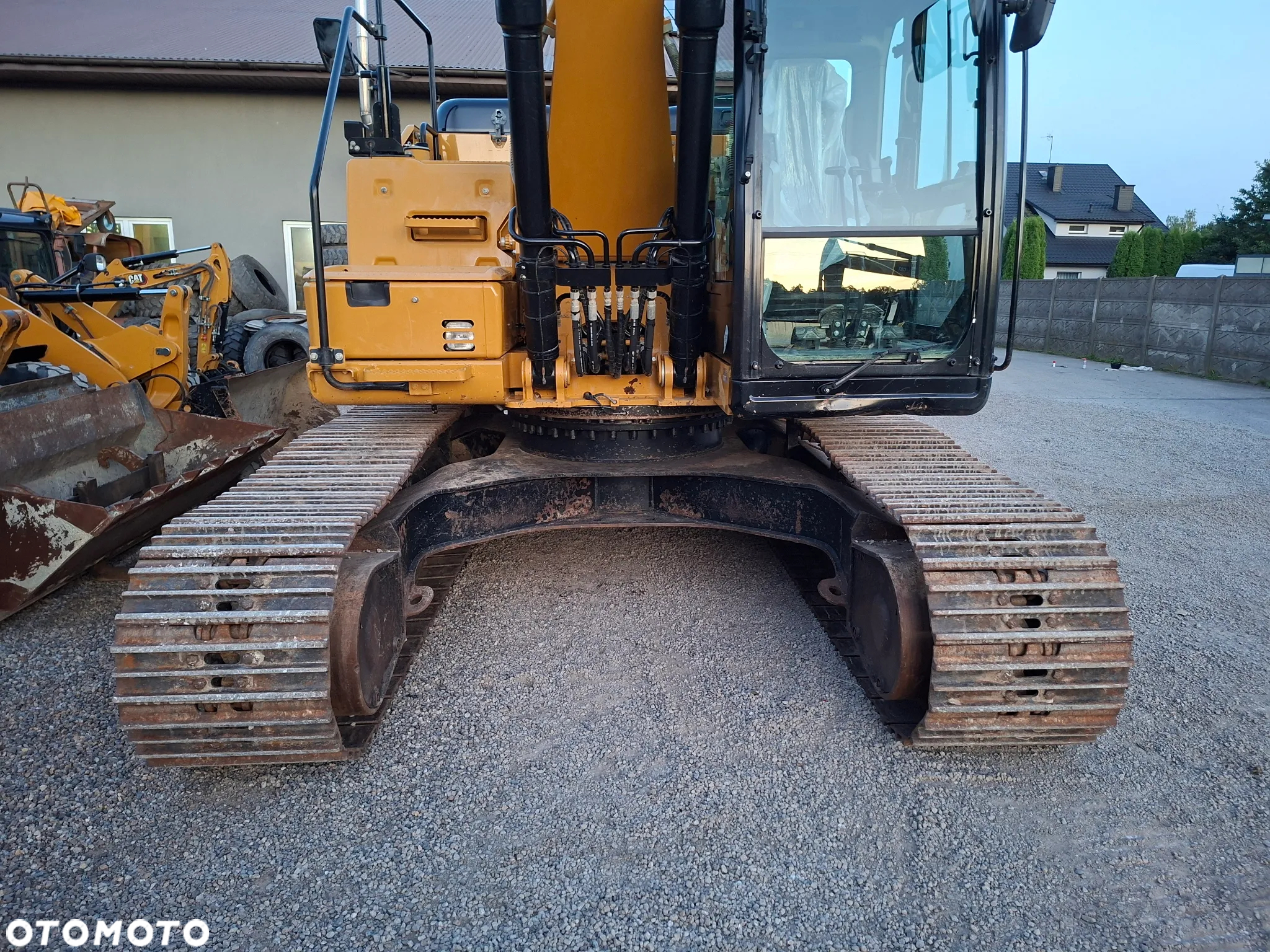 Caterpillar CAT 323 FL - 16