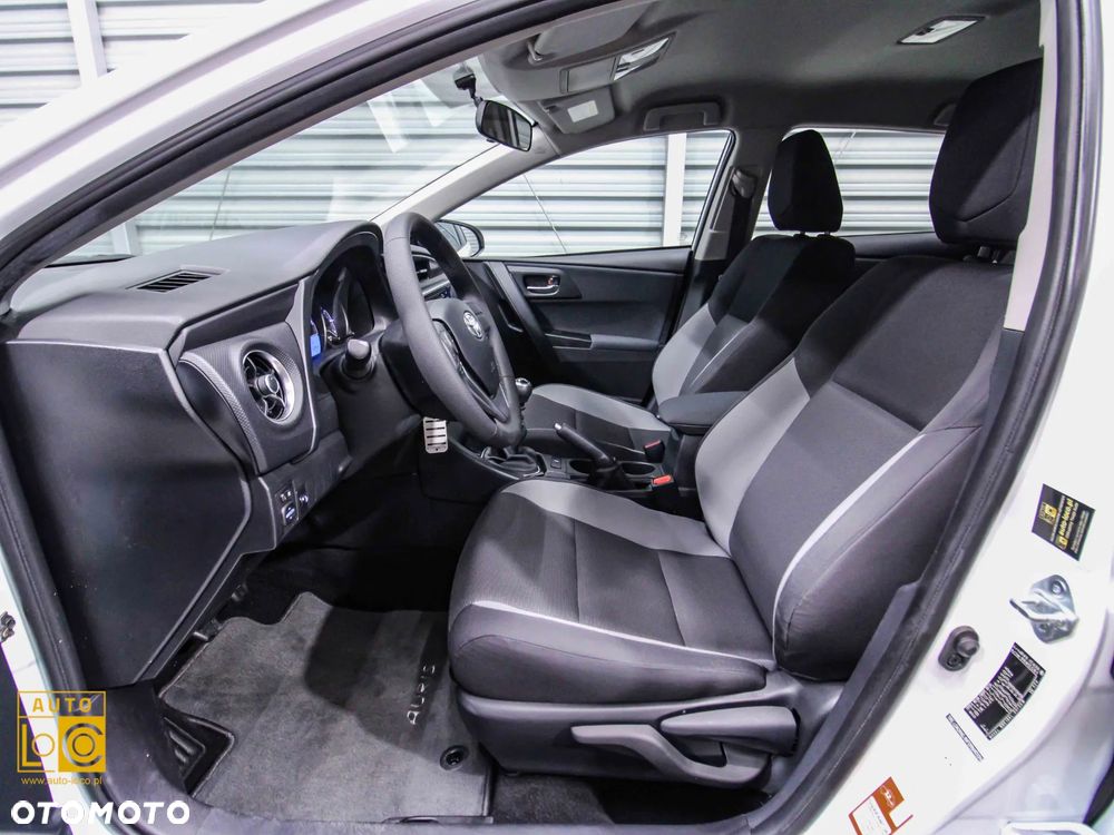 Toyota Auris 1.33 VVT-i Active - 12