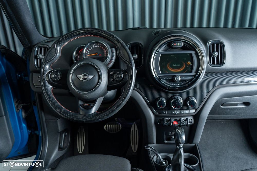MINI Countryman Cooper D Auto - 11