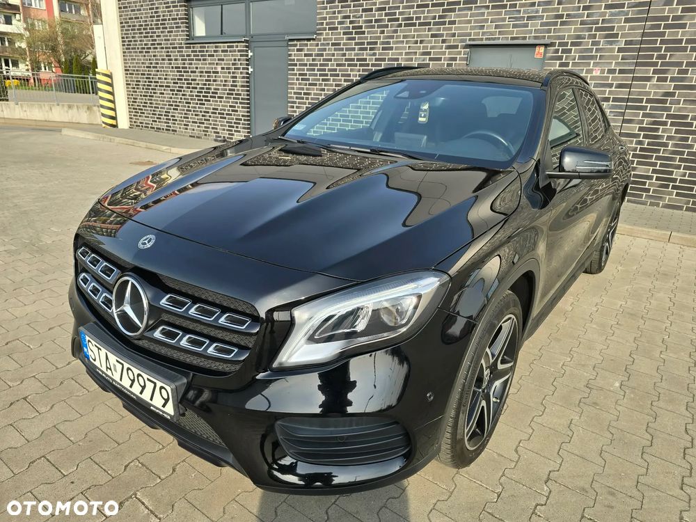 Mercedes-Benz GLA 200 7G-DCT AMG Line - 4