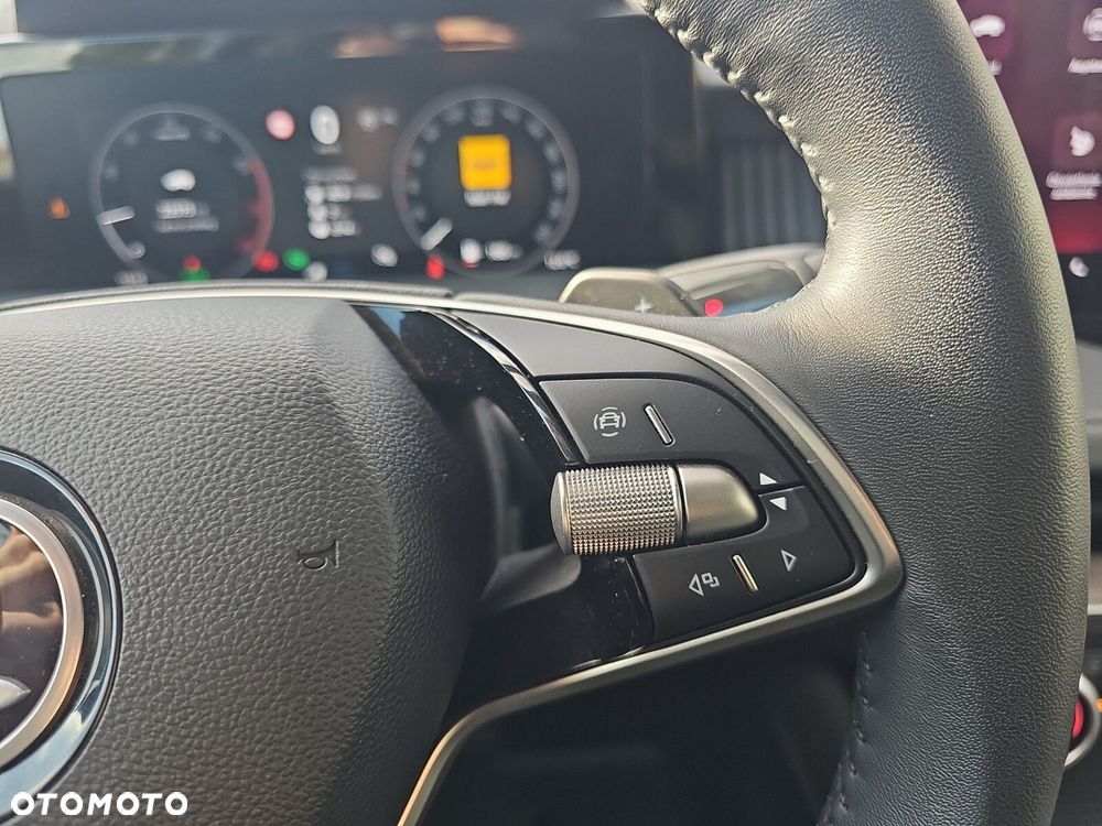 Skoda Superb 1.5 TSI mHEV L&K DSG - 17