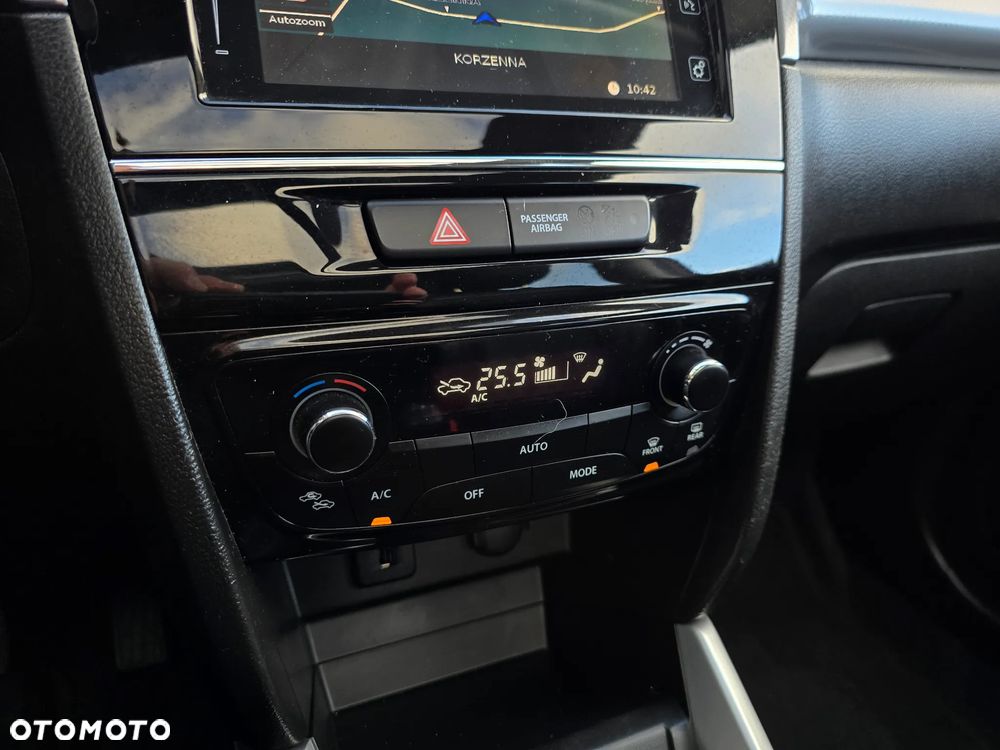 Suzuki Vitara 1.6 (4x4) Allgrip Comfort+ - 23