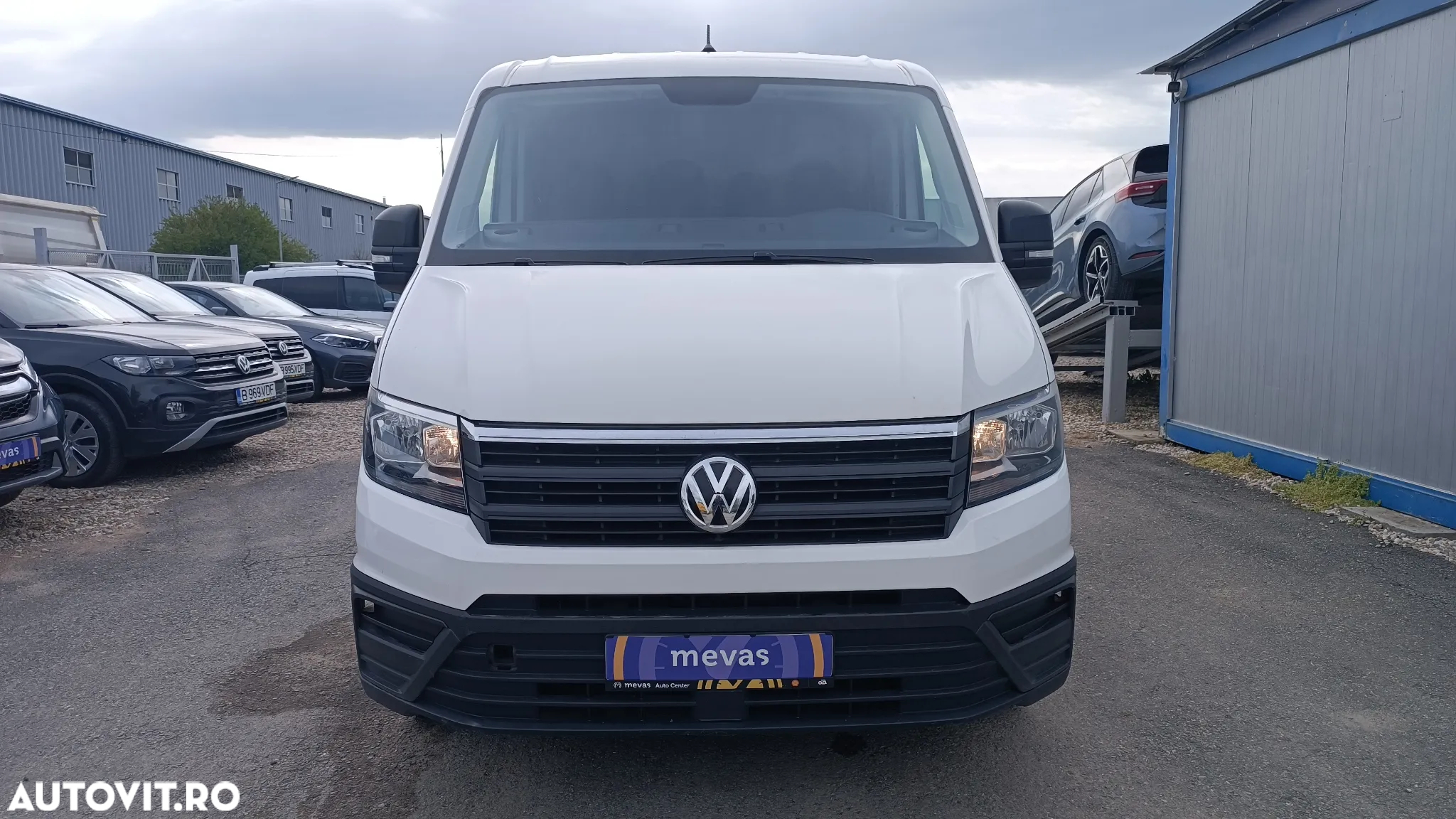Volkswagen Crafter - 2