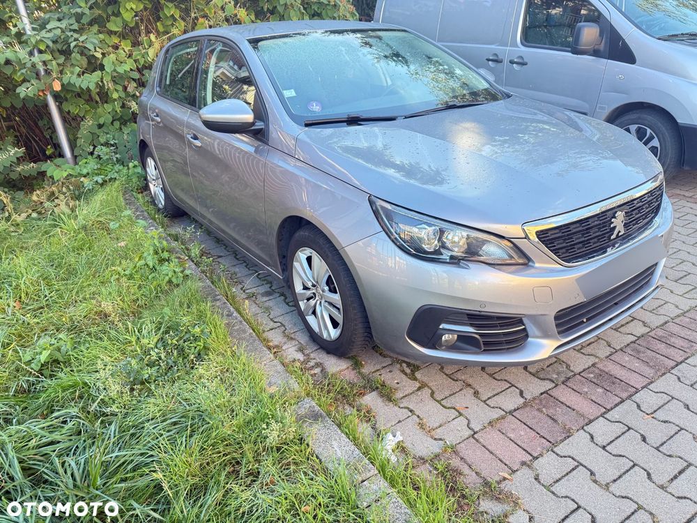 Peugeot 308 2017 photo 2