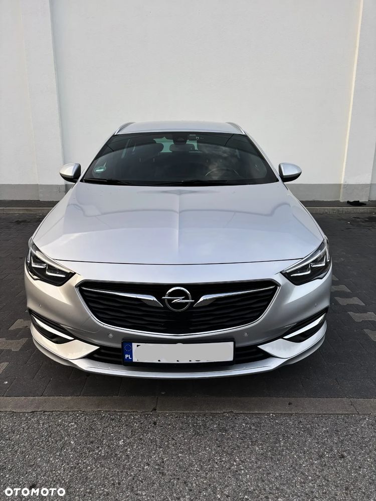 Opel Insignia - 1
