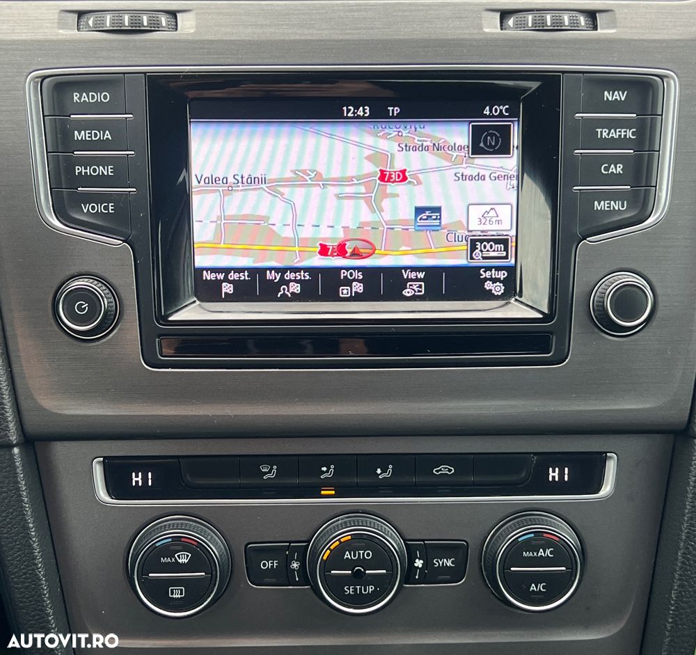 Volkswagen Golf 1.6 TDI BMT Comfortline - 22