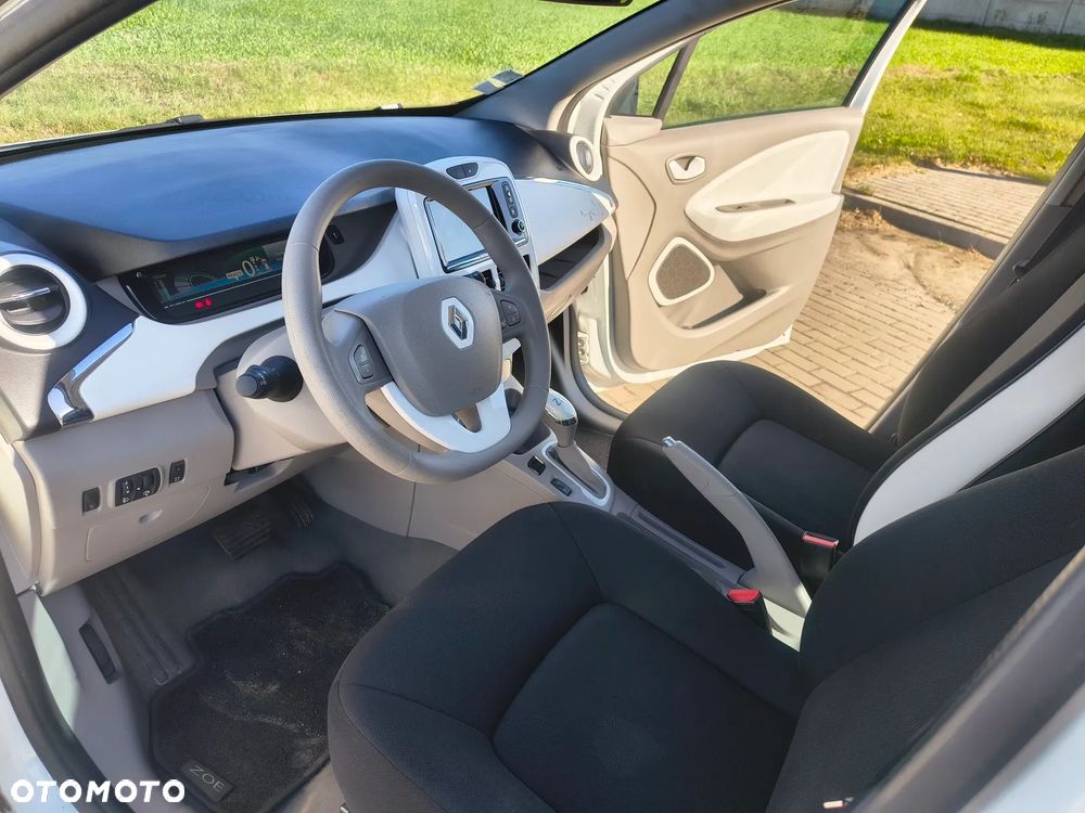 Renault Zoe - 10