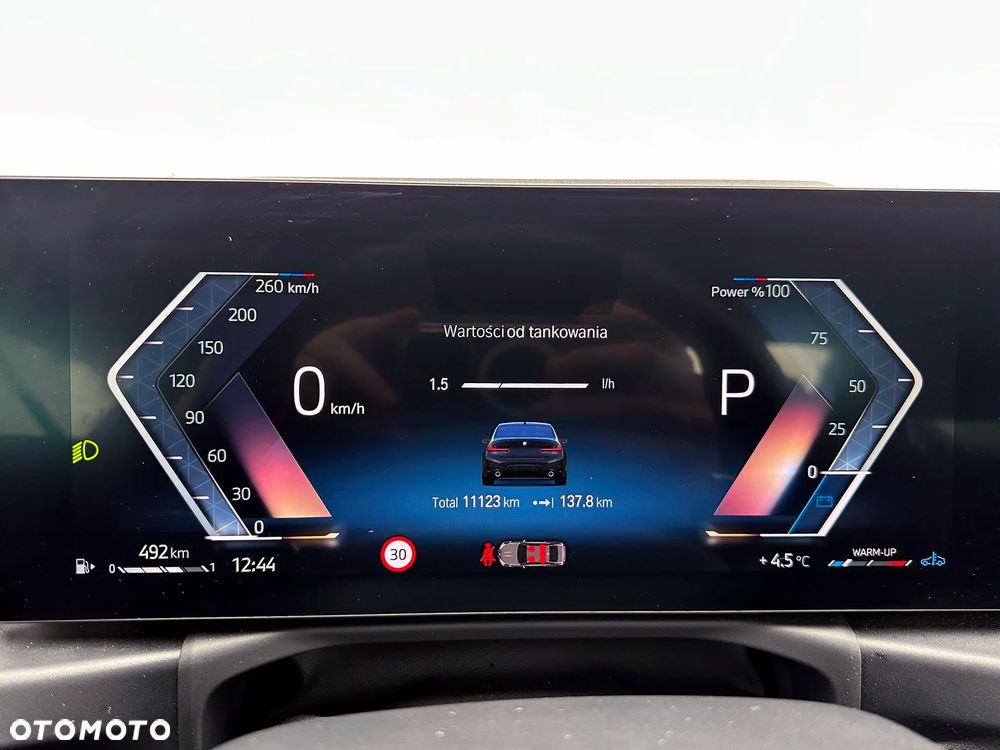 BMW Seria 3 318i M Sport - 13