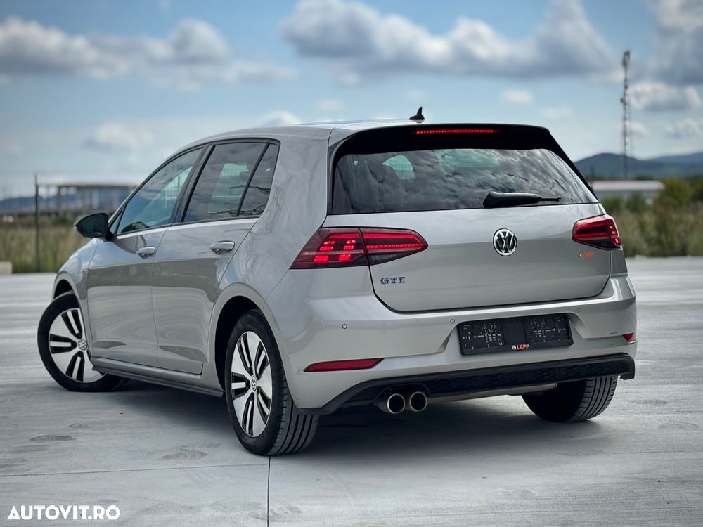 Volkswagen Golf 1.4 GTE Plug-In-Hybrid DSG - 4