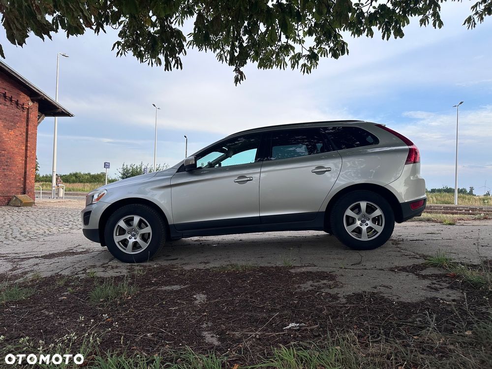 Volvo XC 60 DRIVe Kinetic - 4