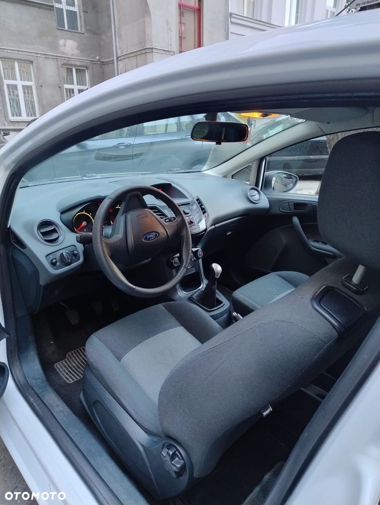 Ford Fiesta 1.25 Ambiente - 7
