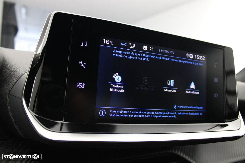 Peugeot 2008 1.5 BlueHDi Allure EAT8 - 18