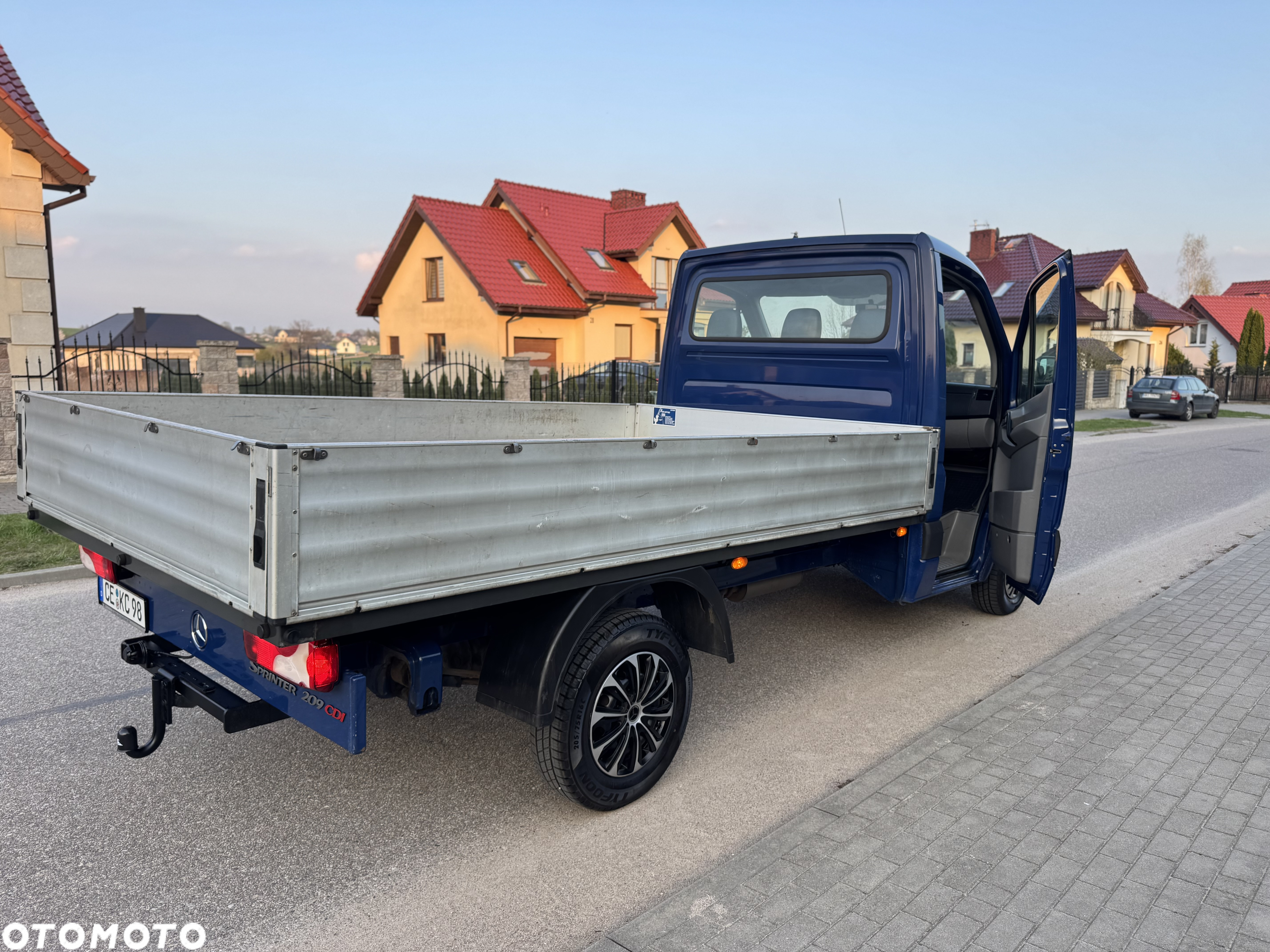 Mercedes-Benz Sprinter - 40