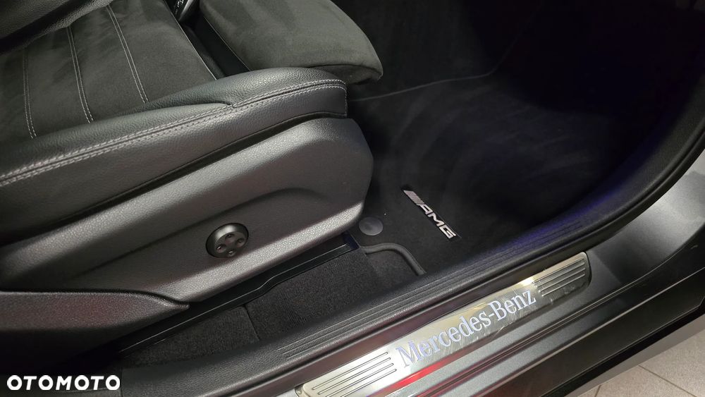 Mercedes-Benz GLC 300 de 4Matic 9G-TRONIC AMG Line Plus - 18