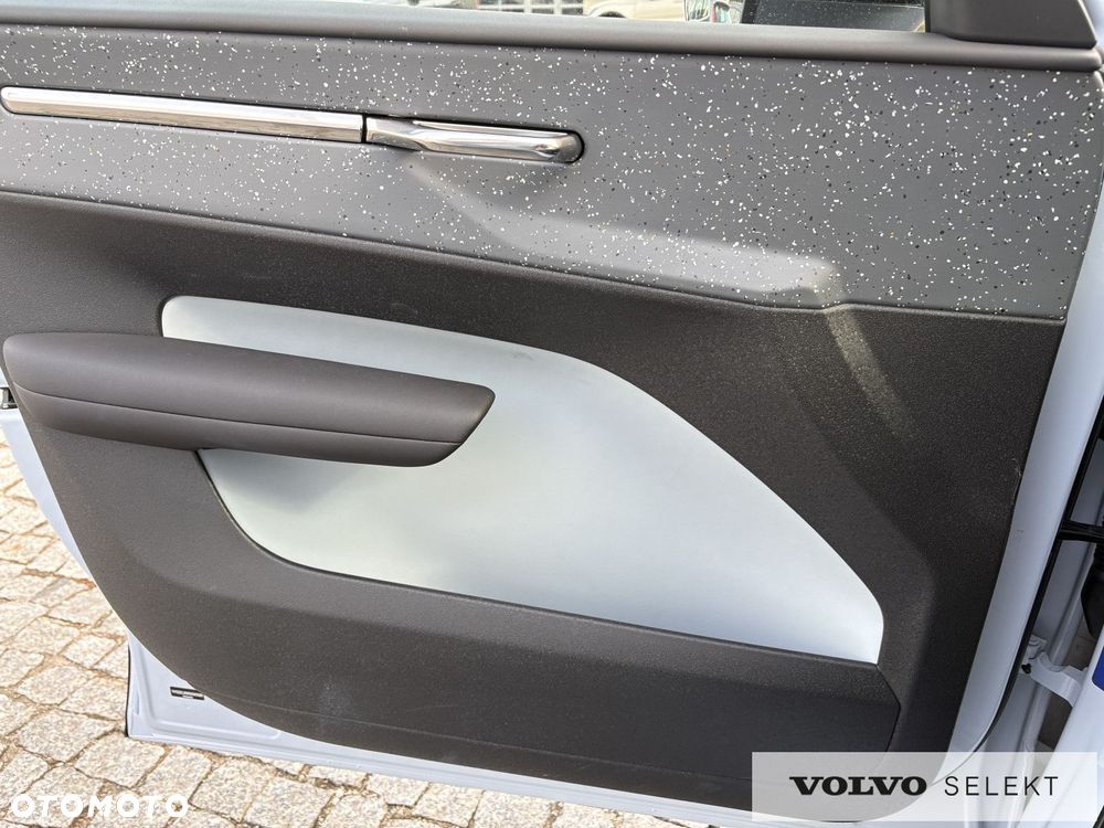 Volvo EX30 - 16