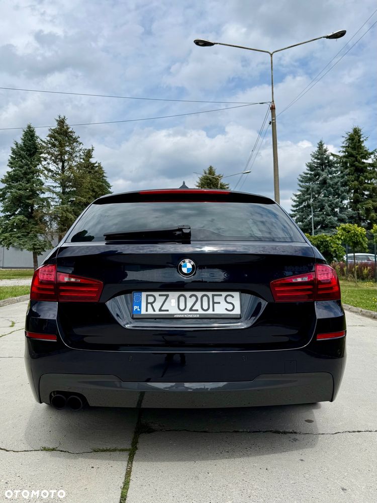 BMW Seria 5 520d M Sport - 13