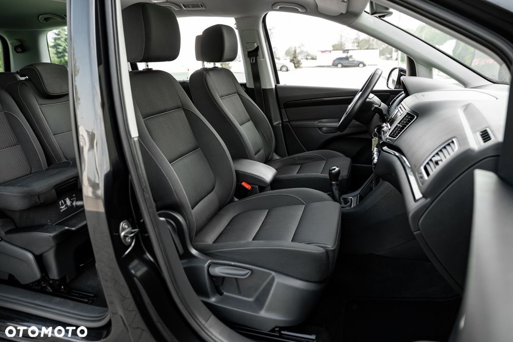 Seat Alhambra 2.0 TDI Start & Stop 4Kids - 29