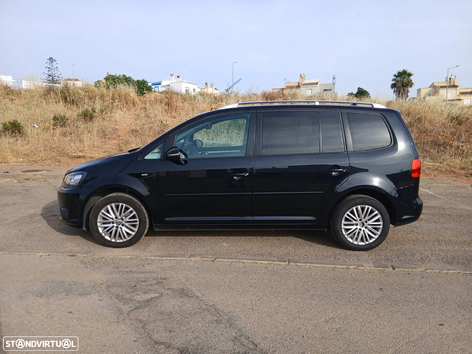 VW Touran 1.6 TDI DPF BlueMotion Cup - 3