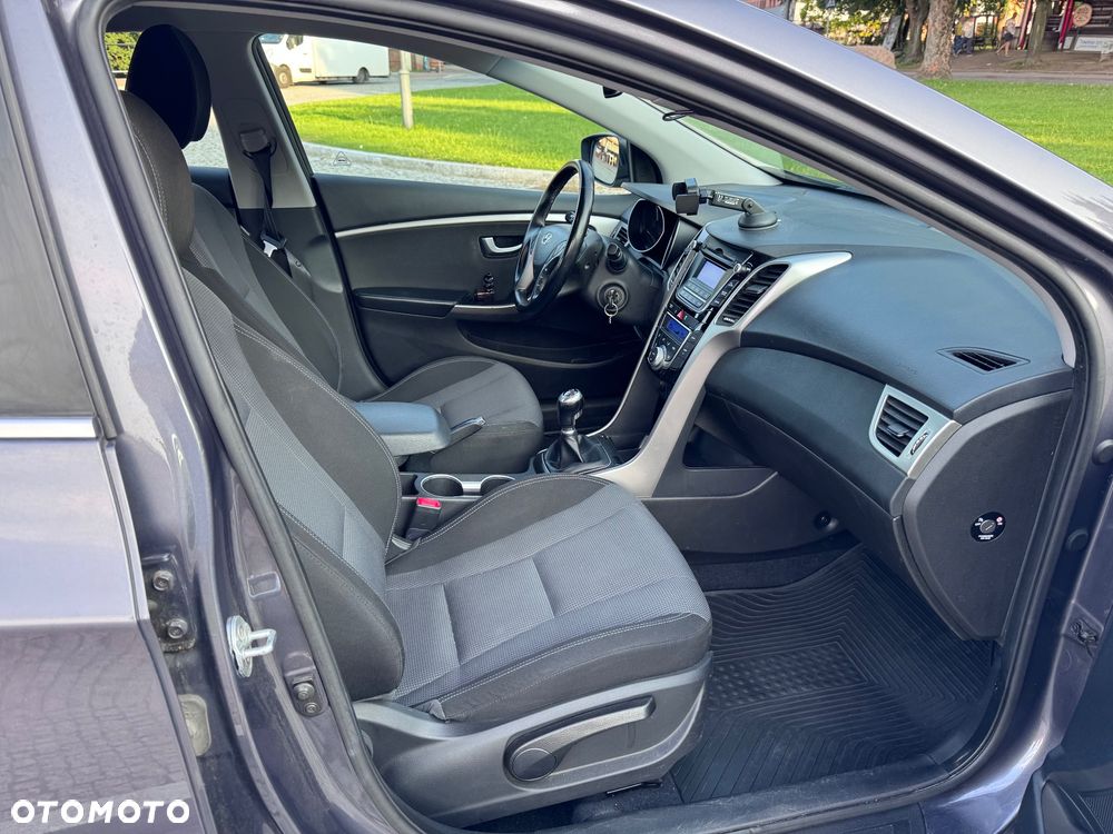 Hyundai i30 1.6 GDI Comfort - 9