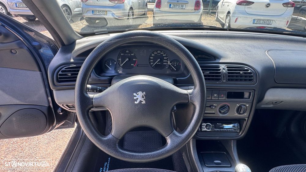 Peugeot 406 - 18