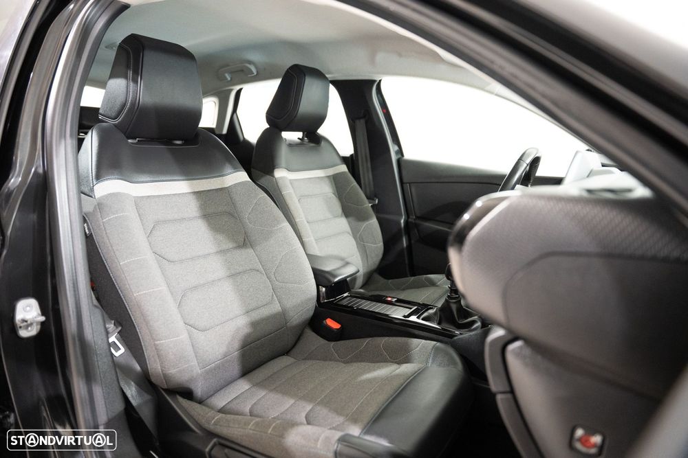 Citroën C4 1.2 PureTech Shine - 28