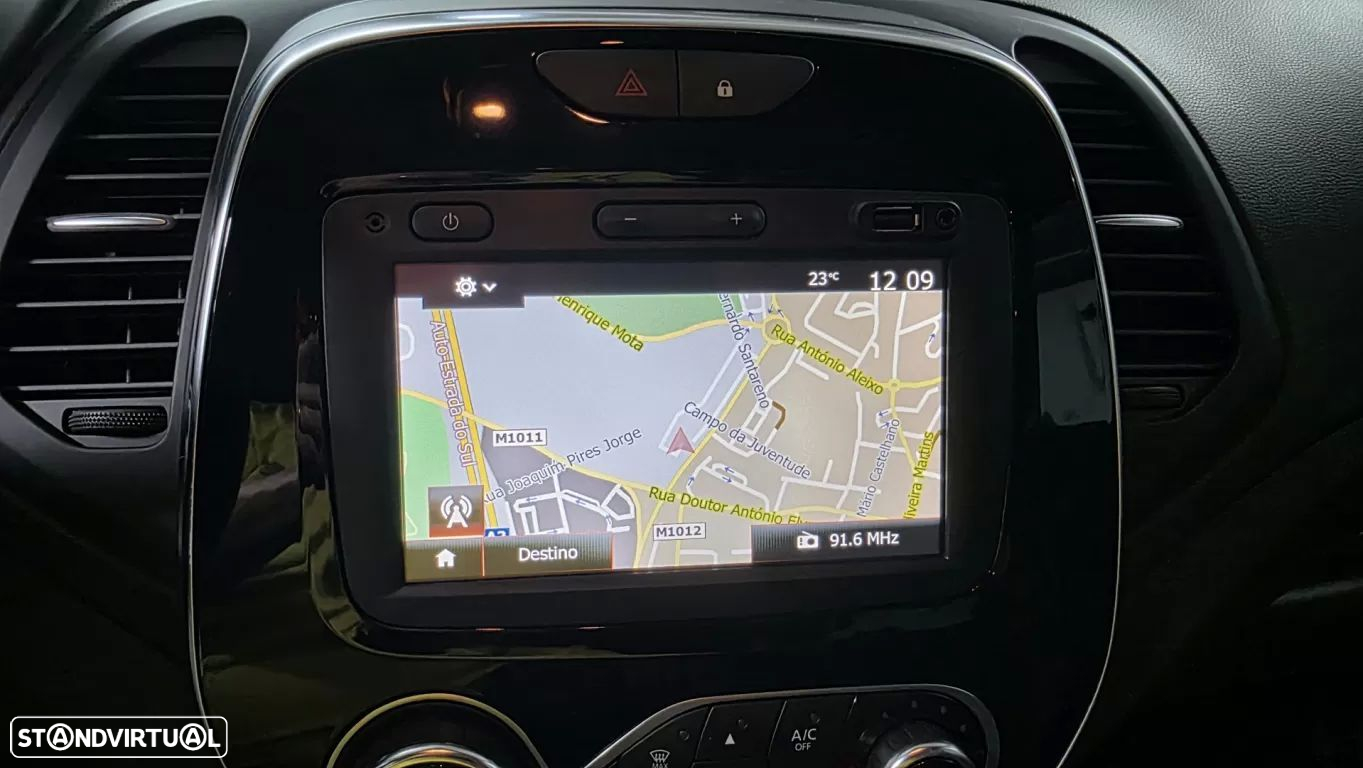 Renault Captur 0.9 TCE Exclusive XMOD - 10