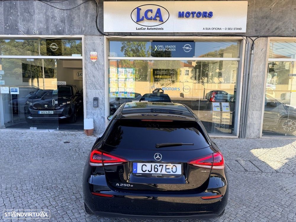 Mercedes-Benz A 250 e Style Plus - 11
