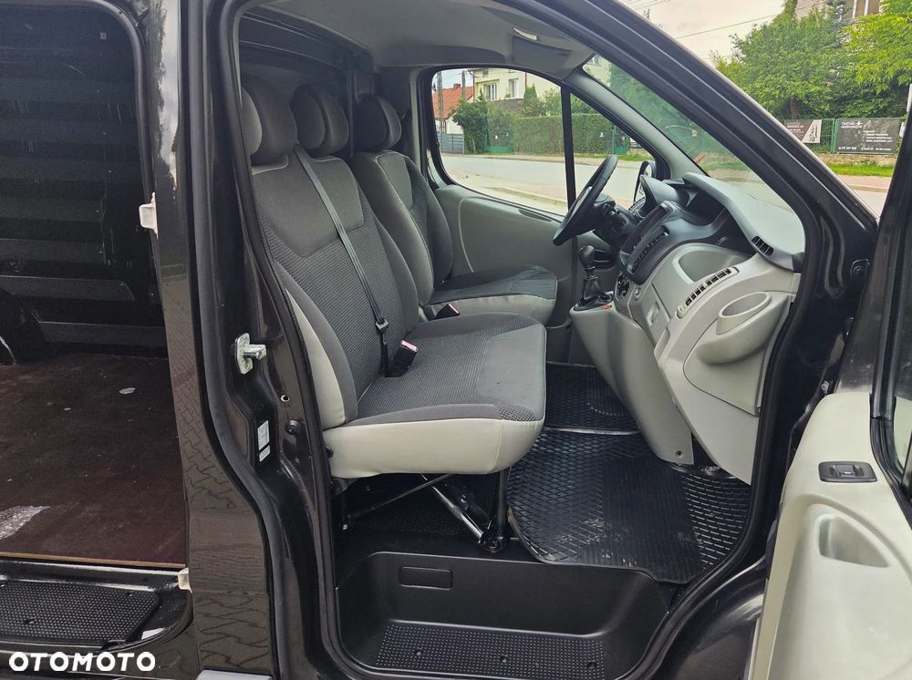 Opel Vivaro - 16
