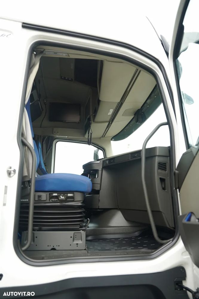 Volvo FH 460 / MEGA /  I-PARK COOL / I-SHIFT / I-SAVE / TV / EURO 6 - 37