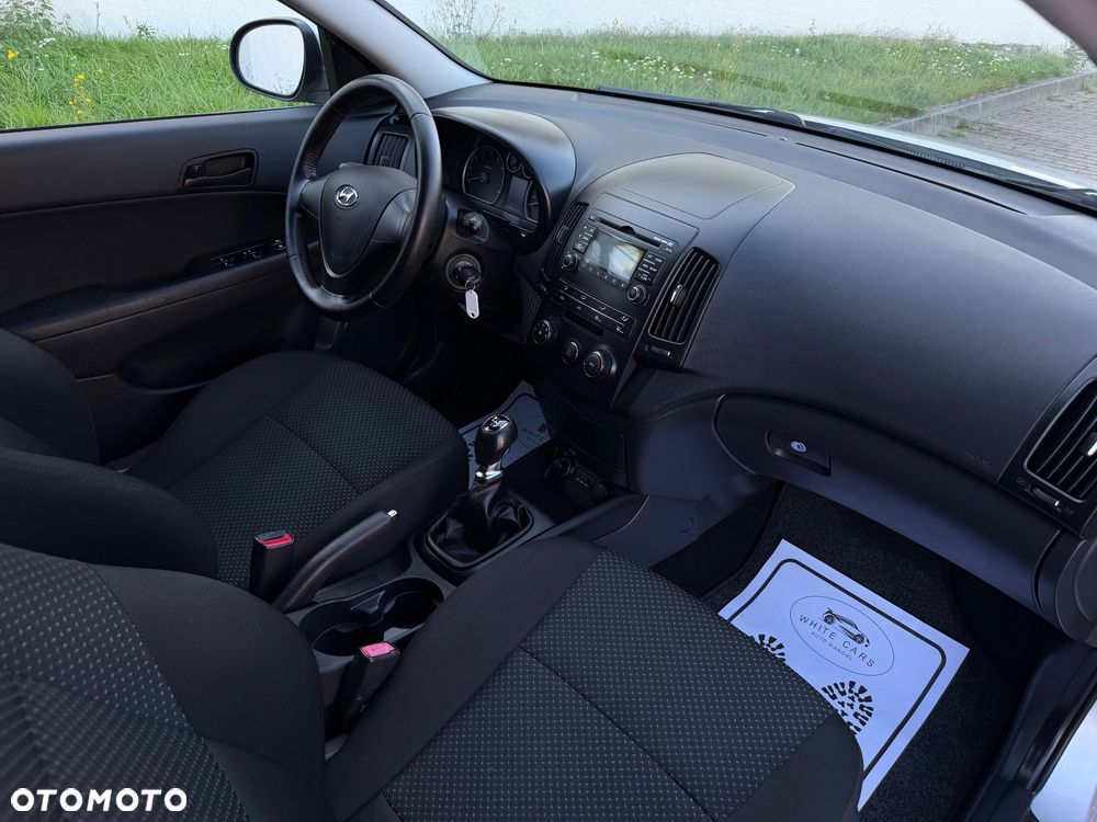 Hyundai i30 1.4 FIFA WM Edition - 7