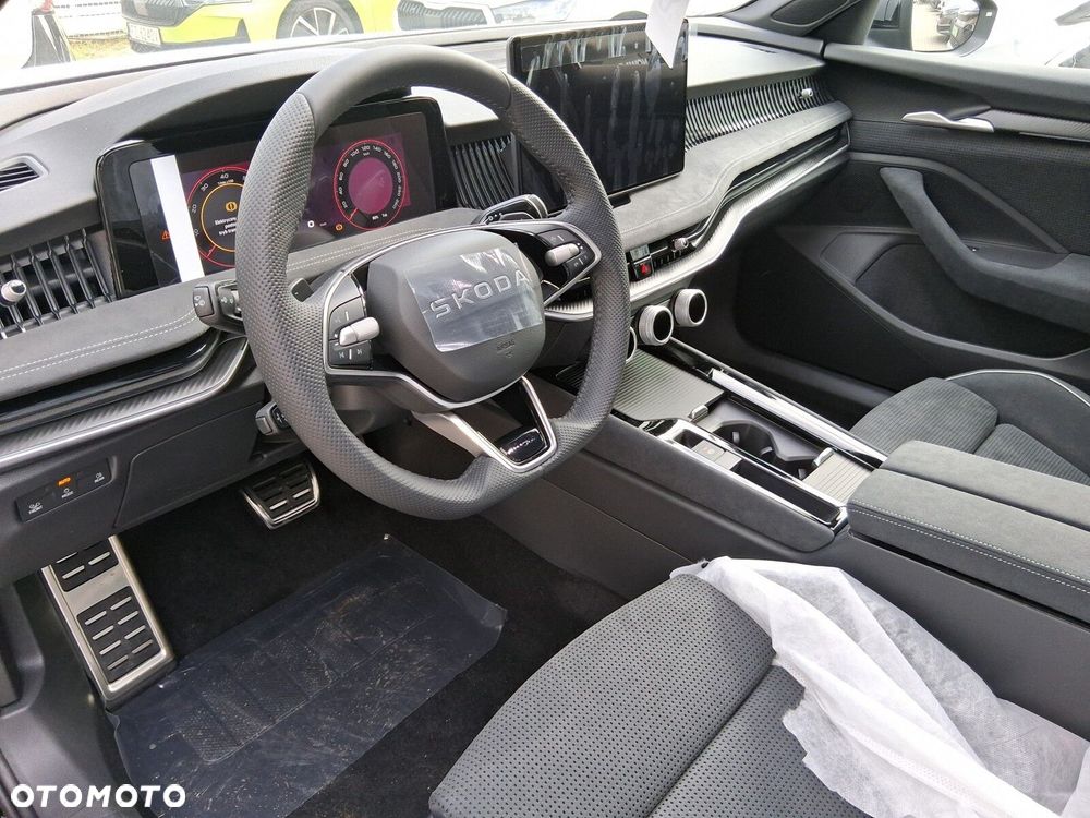 Skoda Superb 2.0 TSI Sportline DSG - 5