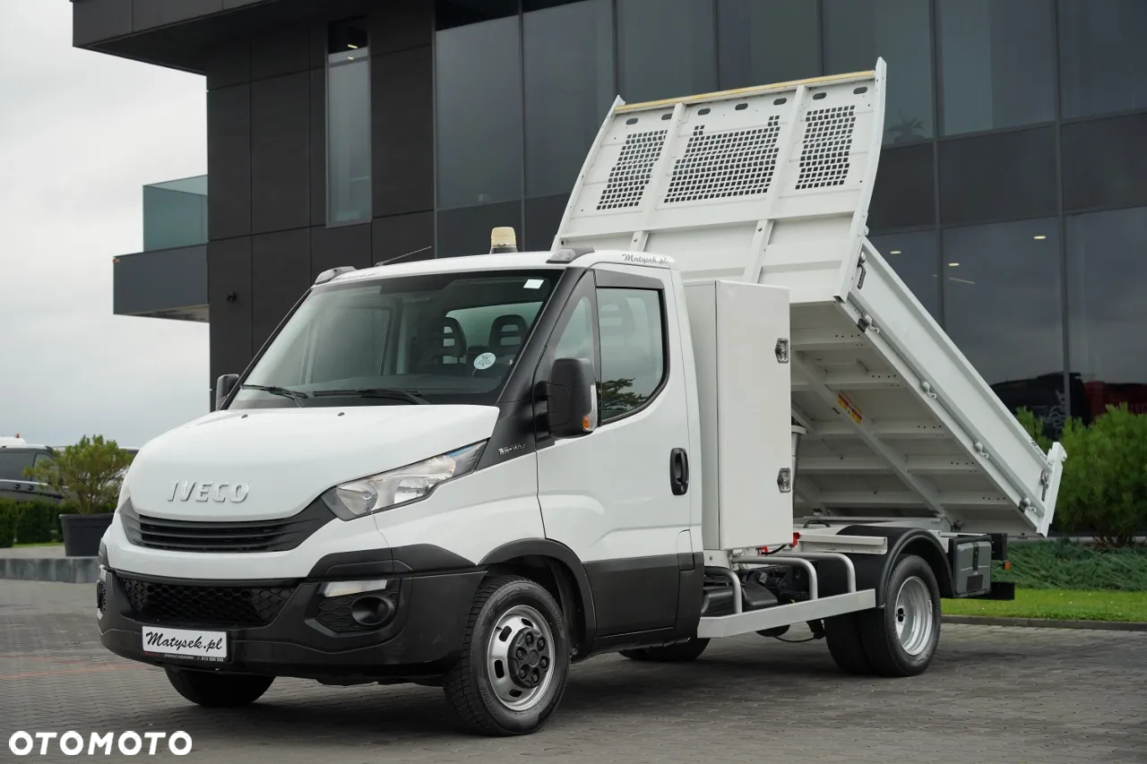 Iveco DAILY 35-140 / WYWROTKA TYLNOZSYPOWA / BLIŹNIAK / SKRZYNIA NARZĘDZIOWA / HAK / MANUAL / 3 OSOBOWY / SPROWADZONY / PO KONTRAKCIE SERWISOWYM - 2