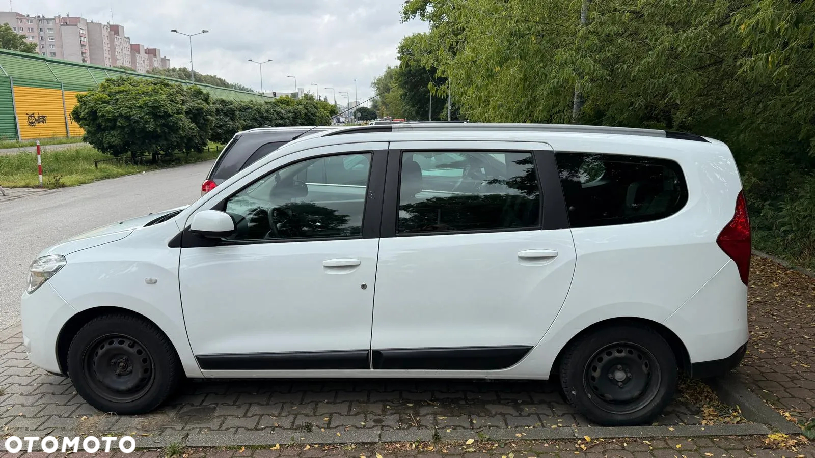 Dacia Lodgy 1.6 SCe Laureate S&S - 4