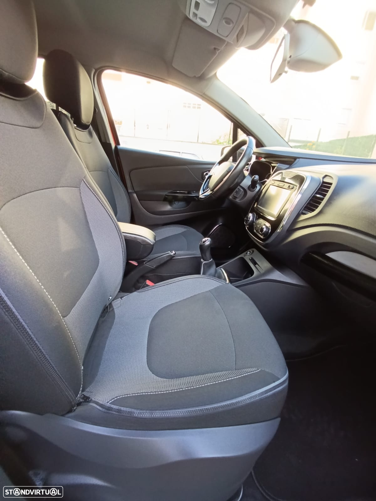 Renault Captur 0.9 TCE Exclusive - 15