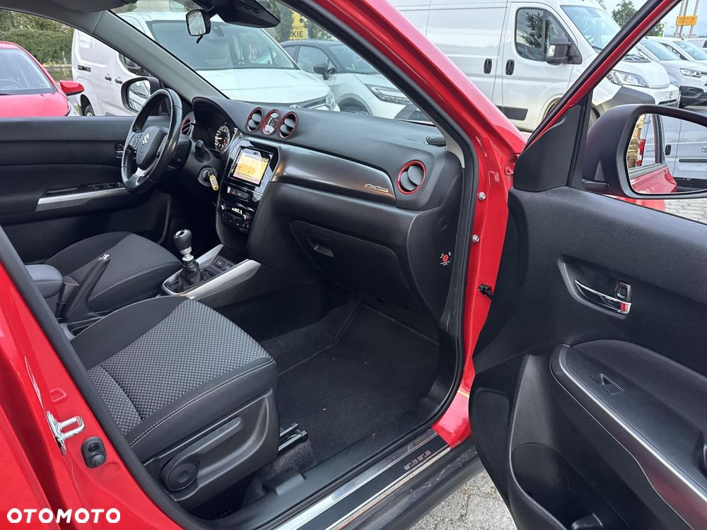Suzuki Vitara - 23