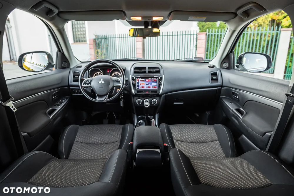 Mitsubishi ASX 1.6 Invite Navi - 18