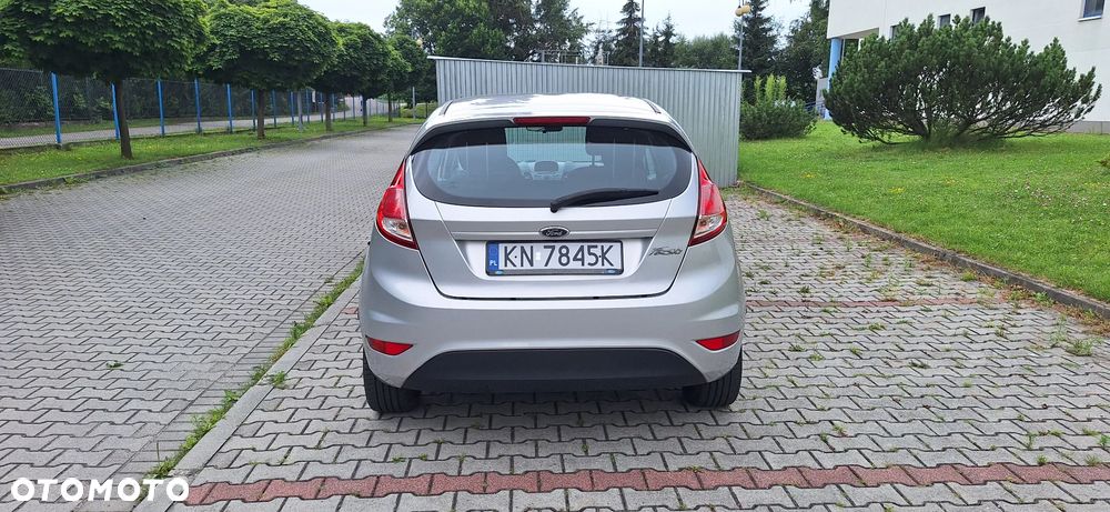 Ford Fiesta 1.25 Trend EU5 - 13